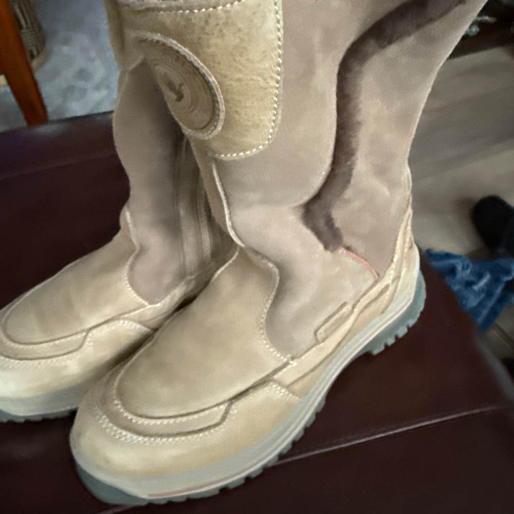 Santana Canada boots